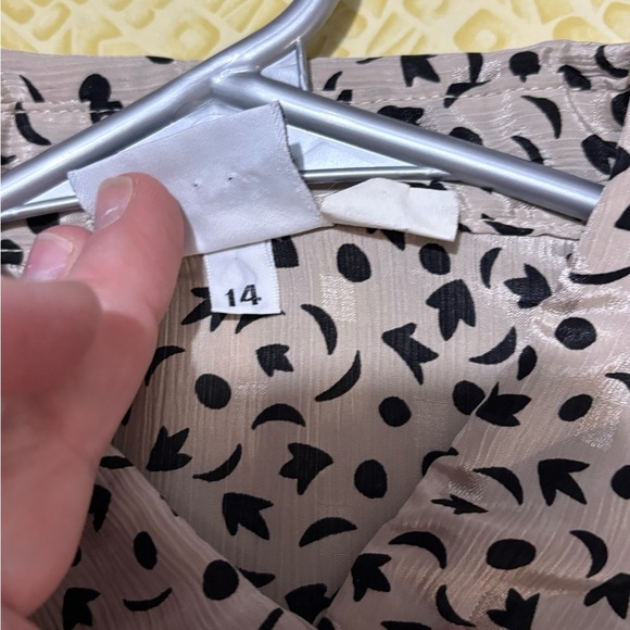 Vintage Russ Black and Cream Geometric Print Blouse - Picture 7 of 11